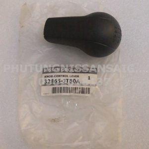 32865JT80A Đầu nắm cần số NISSAN NAVARA D40T