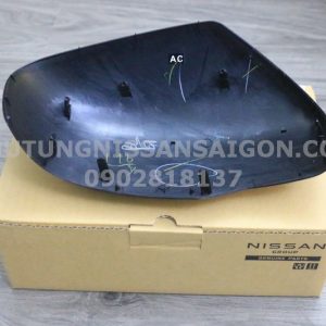 963744KE1A Ốp gương chiếu hậu trái NISSAN NAVARA D23T