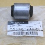 551527Y000 Cao su càng sau NISSAN TEANA J32