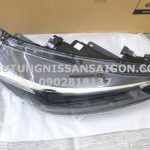 260255R71A Đèn pha phải NISSAN KICKS P15T