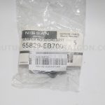 65829EB700 Đệm nắp ca pô NISSAN NAVARA