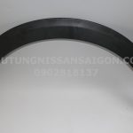 638105RY0A Nẹp vè trước phải NISSAN KICKS P15T