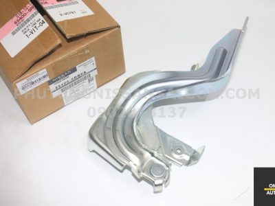 654005RB0A Bản lề nắp capo phải NISSAN KICKS P15T