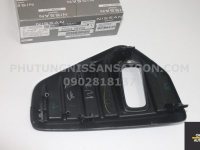 622535RY0A Ốp che đèn sương mù trước NISSAN KICKS P15T