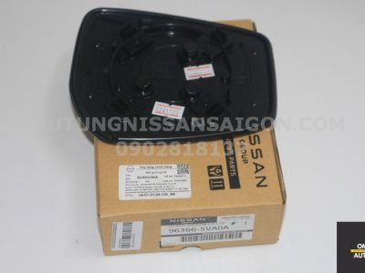 963665VA0A Mặt gương trái NISSAN KICKS P15T